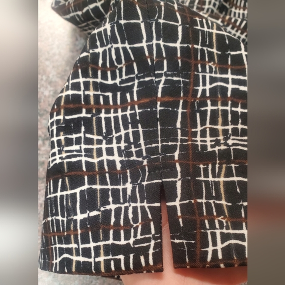 SPORT HALEY golf size 2 womens brown/black striped straight shorts with pockets - Picture 5 of 10